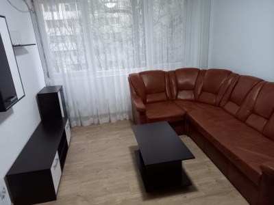 &amp;Icirc;nchiriez apartament cu 3 camere &amp;icirc;n zona Iancului aproape de metrou. foto