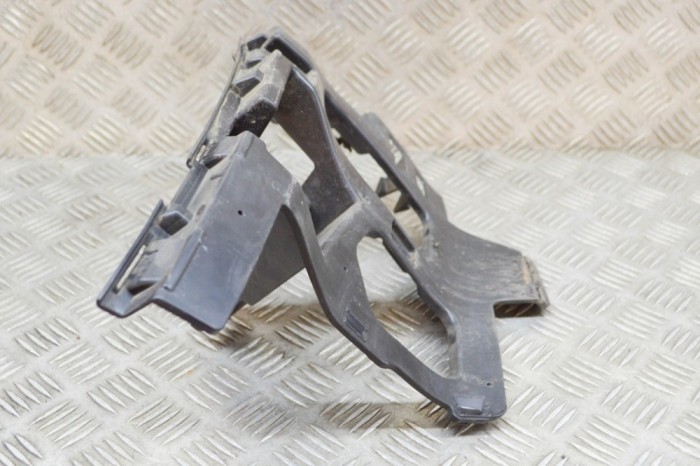 Suport bara de protecție dreapta față JAGUAR I-PACE X590 2020 OEM: J9D3-17C862-A 17744951