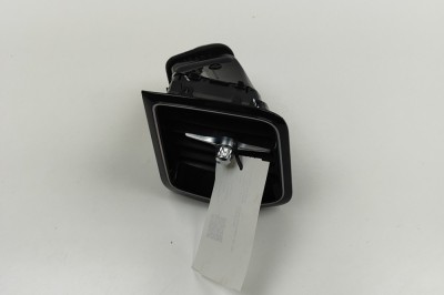 Gura de ventilație planșa de bord VOLVO XC60 II 246 2023 OEM: 31417692 30491258 foto
