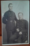 Fotografie tip carte postala, doi militari, perioada interbelica