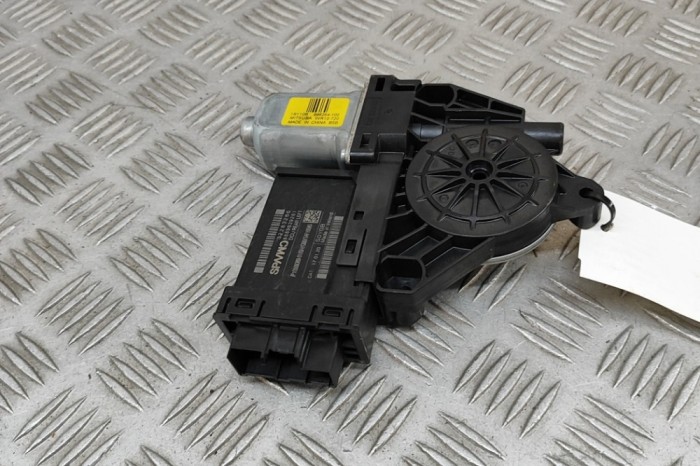 Motor macara geam ușă st&acirc;nga spate VOLVO XC90 II 2020 OEM: 32283266 30374250