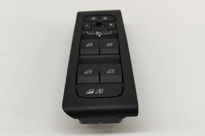 Buton geam ușă dreapta față VOLVO XC40 536 2023 OEM: 32319765 26250956