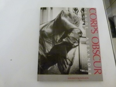 Corps obscur foto