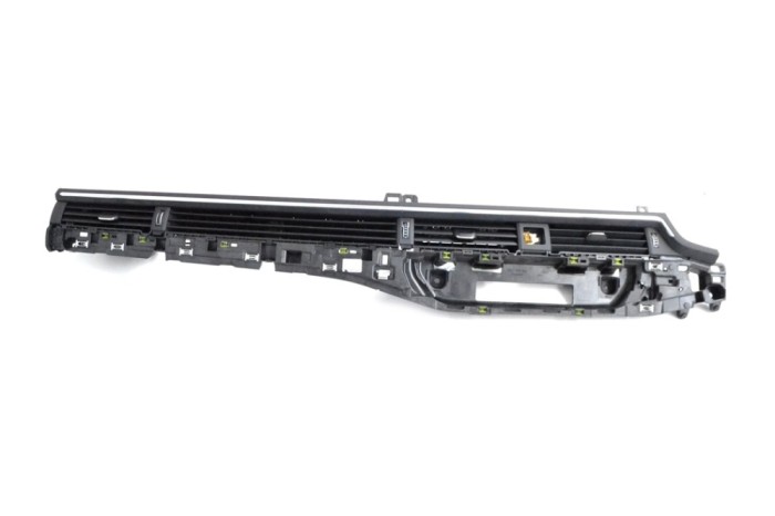 Gura de ventilație planșa de bord AUDI A4 8W2, B9 2017 OEM: 8W2820901B 14866140