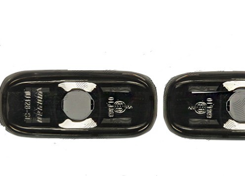Set Lampa semnalizare aripa Audi A3 (8L) 01.2000-04.2003, A2 (8Z) 01.2000-12.2005,A4 (B5), 01.99-09.01, A6 (C5), 05.97-01.05, A8 (D2) 01.1999-12.2002