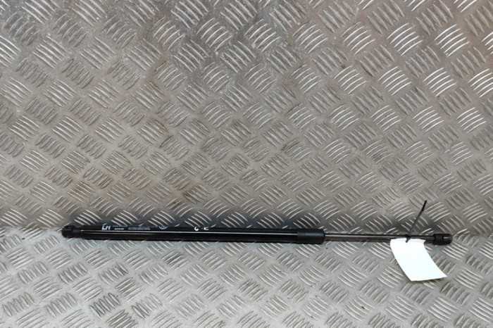 Amortizor haion st&acirc;nga KIA EV6 CV 2023 OEM: 81831-CV000 | 21854467