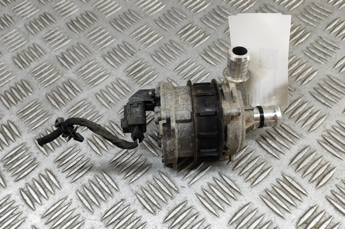 Pompa de apa auxiliara PORSCHE Taycan 2022 OEM: 9J1965567F | 31861137