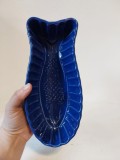Forma ceramica peste, albastru-cobalt, cu gauri pentru agatare, 21x10x7.5cm