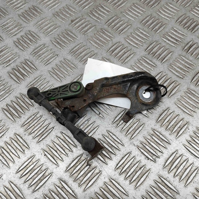 Senzor de nivel &icirc;nălțime dreapta spate AUDI A6 4G2, C7, 4GC 2015 OEM: 4H0907503 27477846