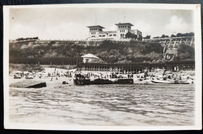 Constanta Carmen Silva Cazino Movila si plaja 1936, tip fotografie, foarte animata, circulata catre Cehoslovacia, 2 timbre intacte, stampila lizibila