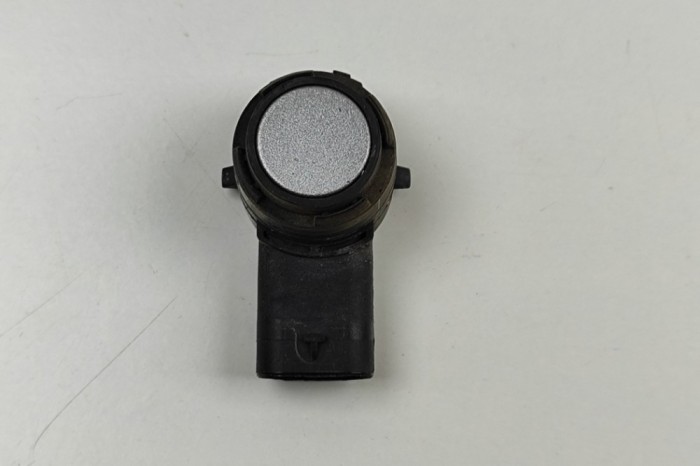 Senzor de parcare spate VW PASSAT Variant B8 3G5 2020 OEM: 5Q0919275B | 30436339
