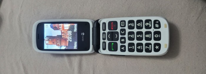 Telefon Clapeta Varstinici/Seniori Doro Phoneeasy 612 Black Livrare gratuita!