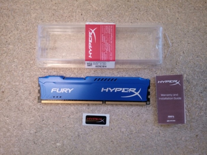 Memorie RAM HyperX Fury Blue 4GB DDR3 1600MHz CL10 - Cutie Originală