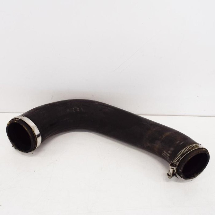 Furtun intercooler dreapta AUDI Q3 8U 2014 OEM: 5N0145834K 2968731