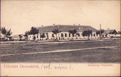 CP607N &amp;Uuml;dv&amp;ouml;zlet Derecsk&amp;eacute;r&amp;ouml;l Gazdas&amp;aacute;gi N&amp;eacute;piskola, carte poștală, circulată Gherla foto