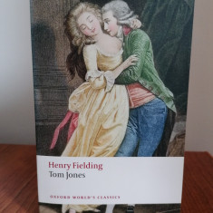 Henry Fielding, Tom Jones (în engleză)