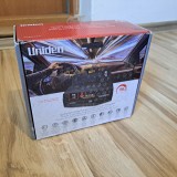 Uniden R8