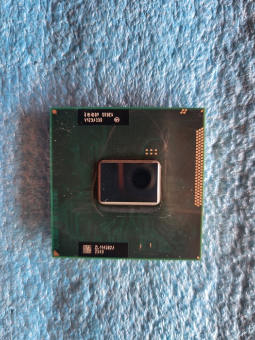procesor laptop Intel Celeron B800 SR0EW 1.5 GHz