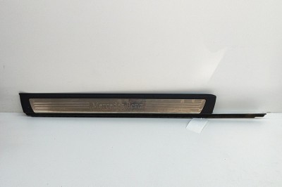 Ornament prag dreapta față MERCEDES-BENZ SLK R172 2014 OEM: A1726800635 | 26546479 foto