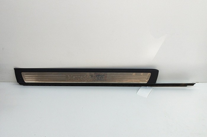 Ornament prag dreapta față MERCEDES-BENZ SLK R172 2014 OEM: A1726800635 | 26546479