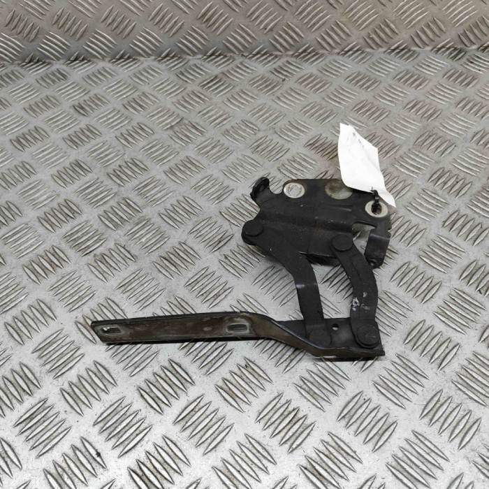 Balama capota st&acirc;nga față VW PASSAT Variant B7 365 2012 OEM: 3AA823301 30658963