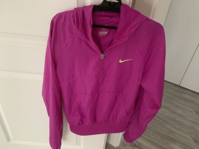 Bluză de Treining Nike originală ,material f&amp;acirc;ș ,cu glugă mărimea CS foto