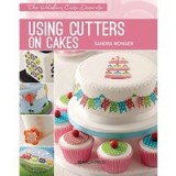 Using cutters on cakes