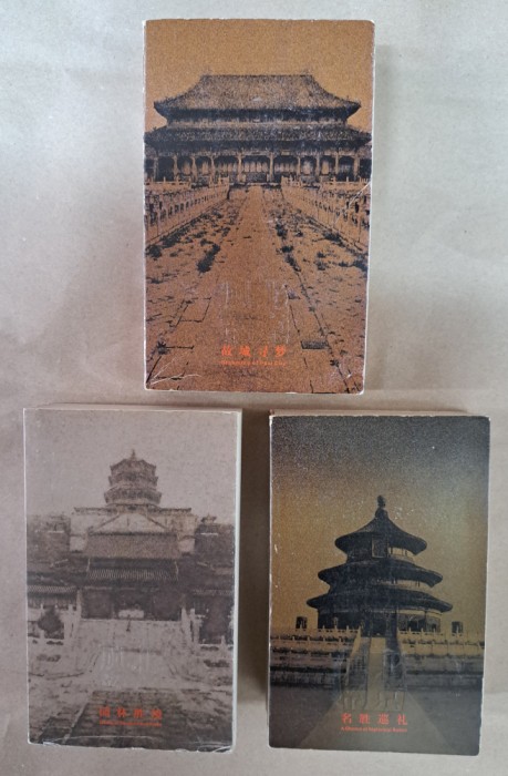Set de trei albume cărți poștale China (peste 210 buc.)