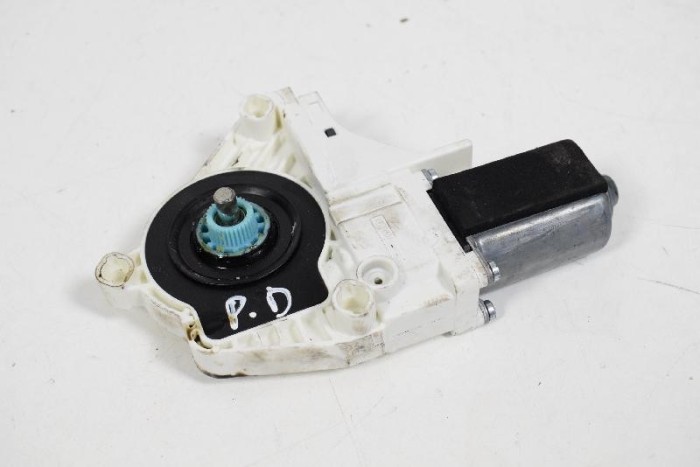 Motor macara geam ușă dreapta față AUDI A5 Sportback 8TA 2012 OEM: 8T0959802B | 3599540