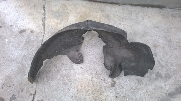 Carenaj aripa interioara roata stanga spate FORD FOCUS 1998-2004 5 usi hatch