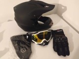 Cumpara ieftin Set Casca Moto Enduro XL (61-62cm) + Ochelari + Manusi + Cagula - Casca ABS, Interior Detasabil, Certificata ECE