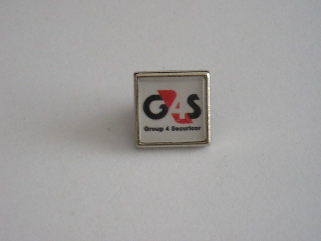 QW9 J 41 - Insigna - tematica protectie - Grup 4 Securicor