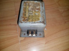 Droser /transformator pentru tuburile de neon vechi perioada Comunista ,Droser ELECTROFAR TIP BI A40,de folosinta sau de colectie