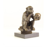 Maimuta cu un craniu-statueta din bronz pe un soclu din marmura FA-74, Animale