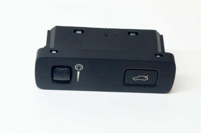 Comutator deschidere haion VOLVO XC40 536 2020 OEM: P31443873,31443873 13537072