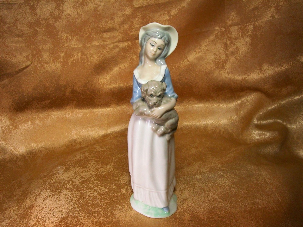Statueta bibelou portelan Tengra Spain, colectie, cadou, vintage ...