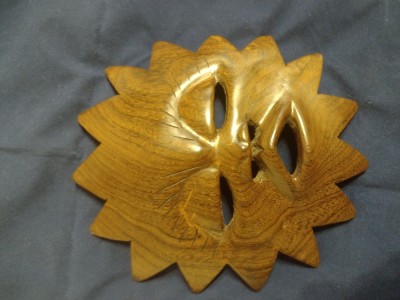 Sculptura lemn exotic mahon/ ptr perete foto