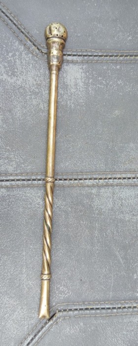 Pipa veche din alpaca marcaj 600