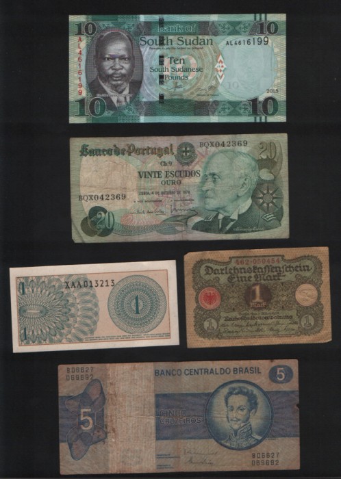 Set 5 bancnote de prin lume adunate (cele din imagini) #137