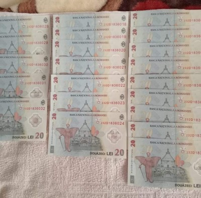 Bacnote de vanzare foto