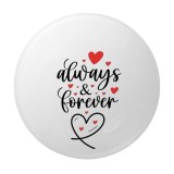 Cumpara ieftin Insigna rotunda Always Forever, mesaj romantic cu inimioare, 58 mm, prindere cu ac metalic