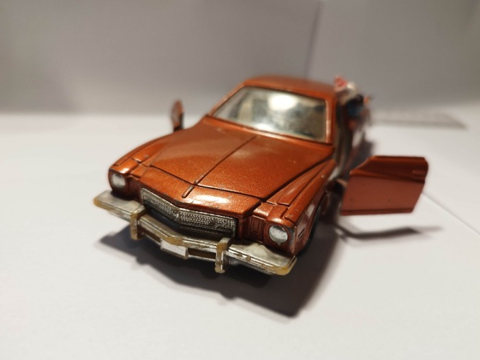 bnk jc Corgi 290 Kojak Buick