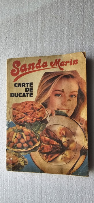 CARTE DE BUCATE - SANDA MARIN