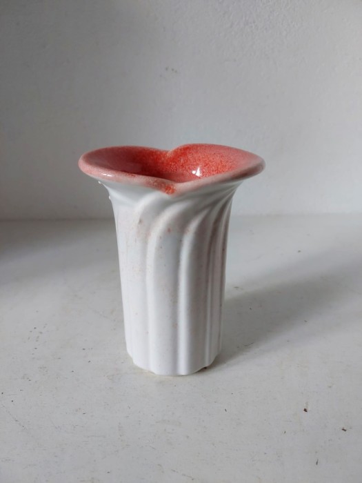 Vaza ceramica vintage marcata 318 11, 11cm inaltime,