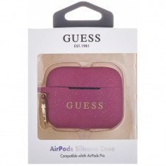 Husa TPU Guess pentru Airpods Pro, Ciclam GUACAPSILGLFU