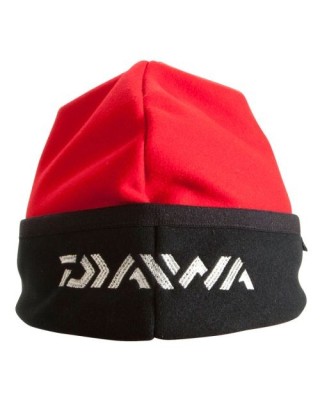 CACIULA DAIWA RED BEANIE foto