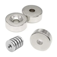 Magnet cu Gaura Foarte Puternic Din Neodim 1,4 x 0,5 Cm Set de 5 Bucati