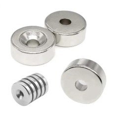 Magnet cu Gaura Foarte Puternic Din Neodim 1,4 x 0,5 Cm Set de 5 Bucati