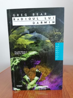 Greg Bear, Radioul lui Darwin foto