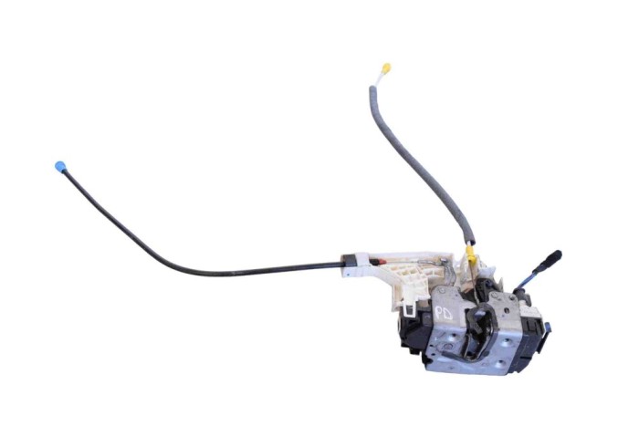 &Icirc;ncuietoare ușă dreapta față VW CRAFTER 30-50 Furgon 2E_ 2016 OEM: A9067201835 26265324